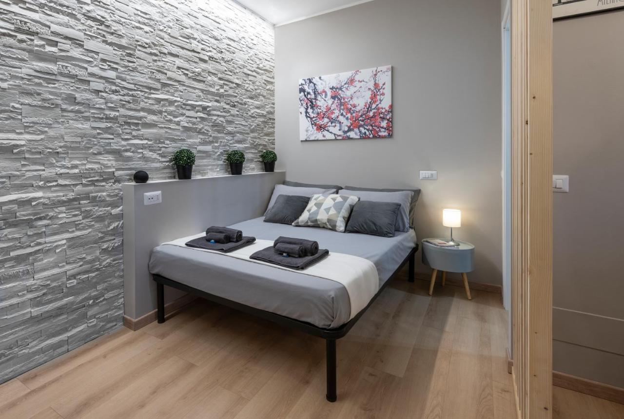 Super Modern And Design Apartment, A Due Passi Dai Navigli Милан Экстерьер фото
